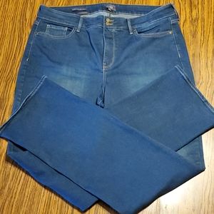 NYDJ  Marilyn Straight Jeans
